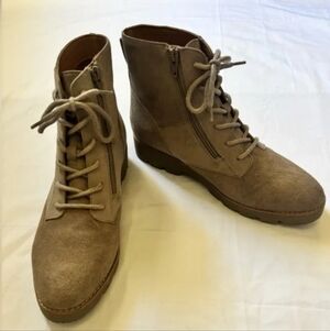 Waterproof suede leather lace up boots